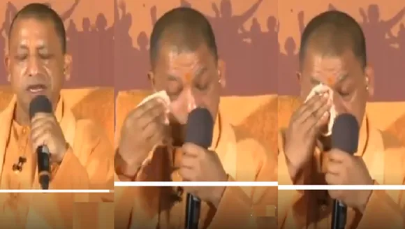 പുൽവാമ ഭീകരാക്രമണത്തെക്കുറിച്ച് സംസാരിക്കുന്നതിനിടെ കണ്ണുനീര്‍ തുടച്ച് വികാരാധീനനായി യോ​ഗി ആദിത്യനാഥ്