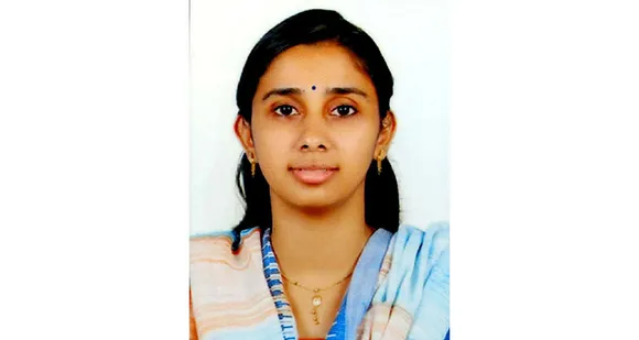 കേരള ആരോഗ്യ സര്‍വ്വകലാശാലയുടെ ആയുര്‍വേദ എംഡി പരീക്ഷയില്‍ ഡോ. നീനു ജെസി സാബു ഒന്നാം റാങ്കിന് അര്‍ഹയായി