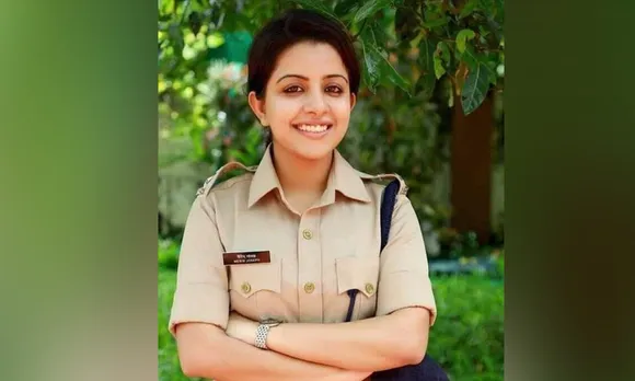 കൊല്ലത്ത് നീറ്റ് പരീക്ഷക്ക് എത്തിയ ഹൃദയ ശസ്ത്രക്രിയ കഴിഞ്ഞ കുട്ടിക്ക് സാരഥിയായി പോലീസ് ഉദ്യോഗസ്ഥ