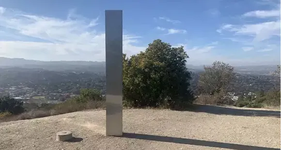 കാലിഫോർണിയയിലെ ലോഹസ്തൂപം… മിഥ്യയോ സത്യമോ ?