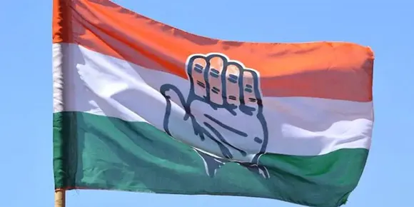 മുസ്ലിം ലീഗ് 75 -ാം വാര്‍ഷികം ആഘോഷിച്ചിട്ട് ദിവസങ്ങളേ ആയുള്ളു, സംഘടനാ തെരഞ്ഞെടുപ്പും കൃത്യമായിത്തന്നെ നടക്കുന്നു;   സി.പി.എമ്മിന്‍റെ ജനകീയ പ്രതിരോധ യാത്ര വലിയൊരു സംഘടനാ പ്രവര്‍ത്തനം തന്നെയാണ്; ശരിയായ രാഷ്ട്രീയ പ്രവര്‍ത്തനം എന്തെന്ന് കോണ്‍ഗ്രസ് നേതൃത്വം എന്നേ മറന്നുപോയിരിക്കുന്നു-മുഖപ്രസംഗത്തില്‍ ജേക്കബ് ജോര്‍ജ്‌