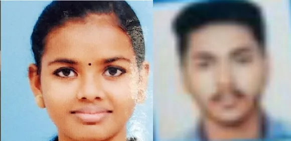 പരീക്ഷ ഇടയ്ക്കു വച്ച് എഴുത്തു നിര്‍ത്തി പുറത്തിറങ്ങിയ അഭിഷേഖ് നിതിന മോള്‍ വരുന്നതും കാത്തു പുറത്തുനിന്നു. നീതിനയെ കണ്ട ഉടന്‍ വാക്കേറ്റം ഉണ്ടായി. കോളേജിലെ സുരക്ഷാ ജീവനക്കാരന്‍ ഓടിയെത്തുമ്പോഴേയ്ക്കും പ്രതി നീതിനാമോളെ കഴുത്തില്‍ കുത്തിപ്പിടിച്ചു നിലത്തുകിടത്തി  പേനാക്കത്തികൊണ്ട്  കഴുത്തില്‍ കുത്തി. ഉടന്‍ ഓടിക്കൂടിയവര്‍ കുട്ടിയെയും കൊണ്ട് ആശുപത്രിയിലേയ്ക്ക് പാഞ്ഞെങ്കിലും ജീവന്‍ രക്ഷിക്കാനായില്ല