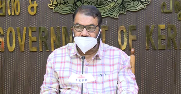 അധ്യാപകരും അനധ്യാപകരും വാക്സീൻ എടുക്കണം, ആരോഗ്യപ്രശ്നങ്ങൾ ഉള്ളവർ ആരോഗ്യസമിതിയുടെ റിപ്പോർട്ട് വാങ്ങണം, വാക്സീൻ എടുക്കാത്ത അധ്യാപകരെ ഒരു തരത്തിലും പ്രോത്സാഹിപ്പിക്കില്ല; നടപടിയുണ്ടാകുമെന്ന് മന്ത്രി ശിവൻകുട്ടി