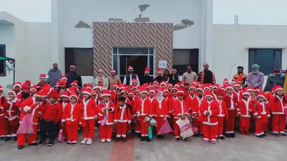 ഫരീദാബാദ് രൂപത പഞ്ചാബ് മിഷൻ സ്റ്റേഷനിലെ സെന്റ് മേരീ കോൺവെന്റ് സ്കൂളിൽ ക്രിസ്മസ് ആഘോഷിച്ചു