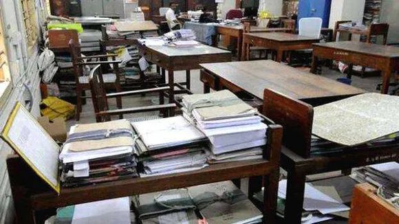 ഓഫീസുകളില്‍ വരാന്‍ ആഗ്രഹിക്കാത്ത ജീവനക്കാര്‍ ചുമതലകളില്‍ നിന്നൊഴിയണമെന്ന് കേന്ദ്രസര്‍ക്കാര്‍