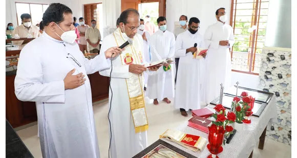 കുറവിലങ്ങാട് ദേവമാതാ കോളജിൽ നവീകരിച്ച ലാബുകൾ വിദ്യാര്‍ത്ഥികള്‍ക്കായി സമർപ്പിച്ചു