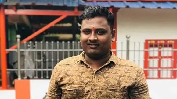 പാലക്കാട് ആർഎസ്എസ് പ്രവർത്തകനെ പട്ടാപ്പകൽ വെട്ടിക്കൊന്നു ; പിന്നിൽ എസ് ഡി പിഐയെന്ന് ബിജെപി,