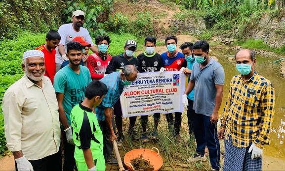 നെഹ്റു യുവജനകേന്ദ്രയുടെയും ആലൂർ കൾച്ചറൽ ക്ലബ്ബിന്റെയും സംയുക്താഭിമുഖ്യത്തിൽ ആലൂർ കുളം നവീകരിച്ചു