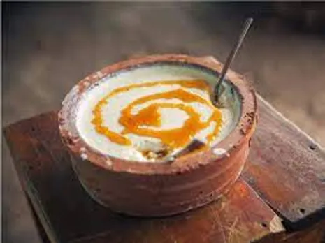 തൈരില്‍ തേന്‍ ചേര്‍ത്ത് കഴിക്കുന്നതുകൊണ്ടുള്ള ആരോ​ഗ്യ ​ഗുണങ്ങൾ നോക്കാം..
