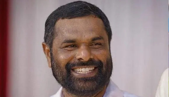 വാട്‌സാപ്പ് ഗ്രൂപ്പിലേക്ക് അശ്ലീല ശബ്ദസന്ദേശമയച്ച സംഭവത്തില്‍ പാക്കം ലോക്കല്‍ സെക്രട്ടറി രാഘവന്‍ വെളുത്തോളിയെ സിപിഎം പുറത്താക്കി