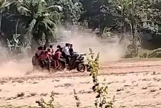 തുറന്ന ജീപ്പില്‍ സ്‌കൂള്‍ വിദ്യാര്‍ത്ഥികളുടെ അഭ്യാസപ്രകടനം ; കേസെടുത്ത് പോലീസ്