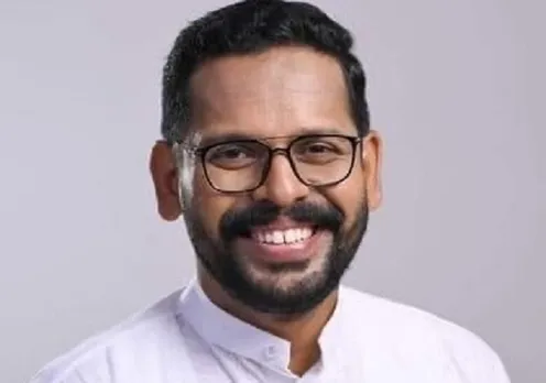 താനൂര്‍ ദുരന്തത്തിന്റെ പിന്നാമ്പുറം തേടിച്ചെന്നാല്‍ ലഭിക്കുന്നത് ഞെട്ടിക്കുന്ന വിവരങ്ങള്‍ ? മാരിടൈം മേഖലയിലെ വിദഗ്ദർ ഇരിക്കേണ്ട കേരള മാരിടൈം ബോർഡിന്റെ ചെയർമാൻ സ്ഥാനത്ത് പ്രതിഷ്ഠിച്ചിരിക്കുന്നത്‌ എന്‍.എസ്. പിള്ള എന്ന മുന്‍ കെ.എസ്.ഇ.ബി ചെയര്‍മാനെ;  ഡാം ഒരുമിച്ച് തുറന്നു വിട്ട് പ്രളയ ജലത്തിൽ മലയാളിയെ മുക്കി കൊന്ന നരാധമൻ ആണ് ഈ കള്ള പിള്ള ! ഗുരുതര ആരോപണങ്ങള്‍ ഉന്നയിച്ച് ഡോ. പി. സരിന്റെ കുറിപ്പ്‌