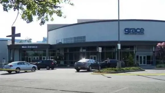 ബൈബിള്‍ പഠനത്തിനിടയില്‍ പാസ്റ്റര്‍ ഉള്‍പ്പെടെ മൂന്നുപേരെ കുത്തി പരിക്കേല്‍പ്പിച്ച  പ്രതി അറസ്റ്റില്‍