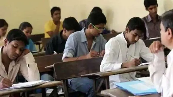 ചോദ്യപേപ്പർ ചോർന്നു; 12-ാം ക്ലാസ് ഇംഗ്ലീഷ് പരീക്ഷ റദ്ദാക്കി ഉത്തർപ്രദേശ്