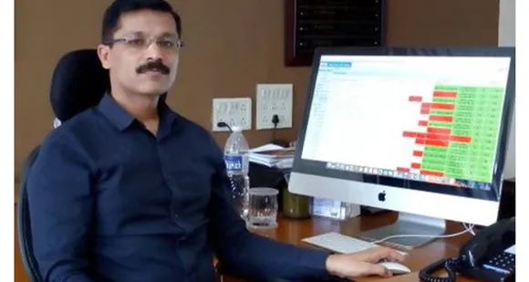 തുക്കാറാം മുൻധേ ഐഎഎസ് 'ഓൺ ഫയർ' !