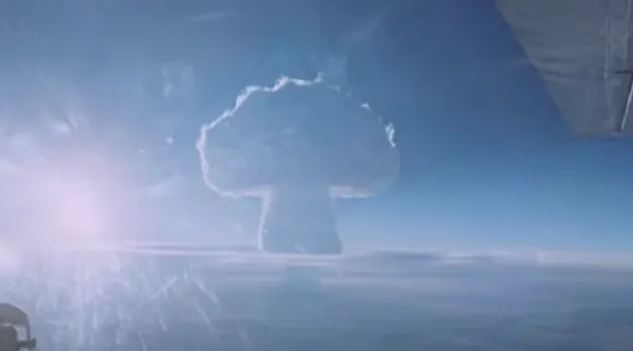 ഹിരോഷിമയില്‍ പതിച്ച അണുബോംബിനെക്കാള്‍ 3333 മടങ്ങ് ശക്തി; പൊടുന്നനെ കിലോമീറ്ററുകളോളം വ്യാപിച്ചു കിടക്കുന്ന പ്രദേശം ചാമ്പലാക്കാന്‍ കഴിവ്; റഷ്യയുടെ 'സാര്‍ ബോംബ'യുടെ പ്രഹര ശേഷി ചിന്തിക്കുന്നതിലും അപ്പുറം ! ഞെട്ടിക്കുന്ന വീഡിയോ വീണ്ടും പുറത്തുവിട്ട് റഷ്യ