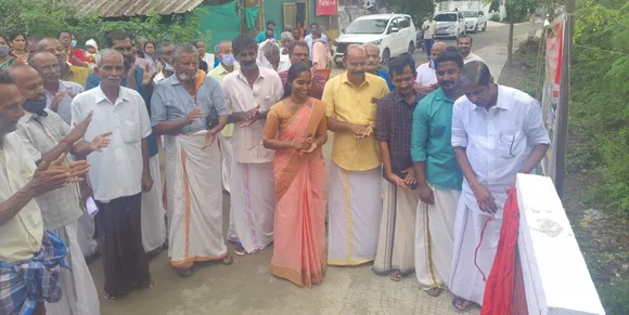 ആസ്തിവികസന ഫണ്ട്‌ ഉപയോഗിച്ച് നിർമിച്ച മലമ്പുഴ ഗ്രാമപഞ്ചായത്തിലെ കാഞ്ഞിരക്കടവ്-പുഴ റോഡ് മലമ്പുഴ എംഎൽഎ എ. പ്രഭാകരൻ ഉദ്ഘാടനം ചെയ്തു
