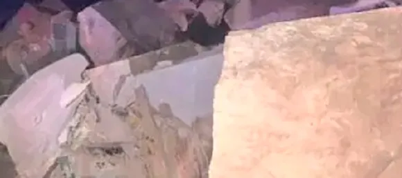 ഒമാനില്‍ പാറ ഇടിഞ്ഞുണ്ടായ അപകടത്തില്‍ മരണം ആറായി