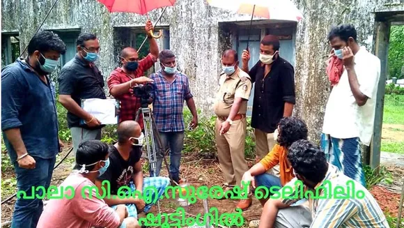 അങ്ങനെ പാലായിലെ ആ സർക്കിൾ ഇൻസ്പെക്ടറും ക്വാറന്റൈനിലായി.....പതിന്നാലു വർഷത്തെ കാത്തിരിപ്പിനൊടുവിൽ, ലോകം മുഴുവൻ പിടിച്ചടക്കിയ സന്തോഷം തോന്നേണ്ട നിമിഷങ്ങളിൽ ആ പോലീസ് ഉദ്യോഗസ്ഥന്റെ മിഴികളിൽ നിന്ന് ദുഃഖം ഉരുൾപൊട്ടി