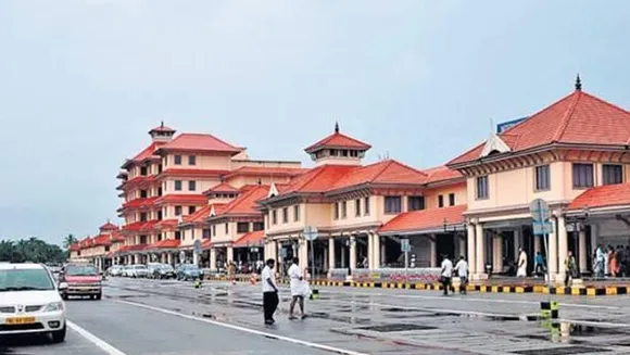 കൊച്ചി വിമാനത്താവളത്തിൽ ആഭ്യന്തര യാത്രക്കാർക്ക് ചെക്ക് ഇൻ ചെയ്യാനുള്ള സമയ പരിധി വർദ്ധിപ്പിച്ചു ;  നാളെ മുതൽ വിമാനം പുറപ്പെടുന്നതിന് മൂന്ന് മണിക്കൂർ മുമ്പ് ചെക്ക് ഇൻ ചെയ്യാം 
