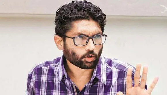 ഒരു കേസിൽ ജാമ്യം കിട്ടി, ഗുജറാത്ത് എംഎൽഎ ജിഗ്നേഷ് മേവാനി വീണ്ടും അറസ്റ്റിൽ