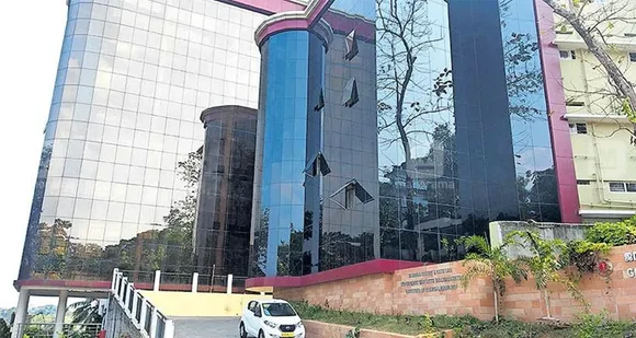 പാലാ ജനറൽ ആശുപത്രി കോവിഡ് കേന്ദ്രത്തിലേയ്ക്ക് ഡോക്ടർമാർ, നഴ്സ്മാർ മറ്റ് വിവിധ തസ്തികകളില്‍ താൽക്കാലിക നിയമനം; ഇൻ്റർവ്യൂ തിങ്കളാഴ്ച