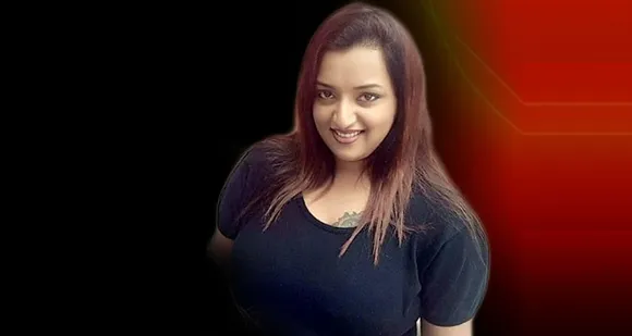 സ്വപ്നയുമായി ബന്ധമുള്ള ഉന്നത സ്വാധീനമുള്ള വനിതയും എൻഐഎ യുടെ നിരീക്ഷണത്തിൽ ? ഇരുവരും ഒന്നിച്ചുള്ള സ്വകാര്യ ചടങ്ങുകളിലെ ദൃശ്യങ്ങൾ എൻെഐഎയ്ക്ക്. സ്വപ്നയുടെ റിയൽ എസ്റ്റേറ്റ് ഇടപാടിൽ ഈ വനിതയ്ക്കും പങ്ക്. ബംഗളുരുവിലേക്ക് രക്ഷപെടാനും സഹായം നൽകി