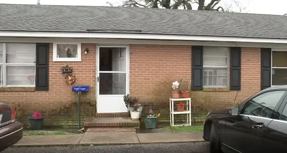 നോര്‍ത്ത് കരോളിനയില്‍ വീട്ടില്‍ അതിക്രമിച്ച് കയറിയ മോഷ്ടാവിനെ പന്ത്രണ്ടുകാരന്‍ വെടിവച്ചു കൊലപ്പെടുത്തി