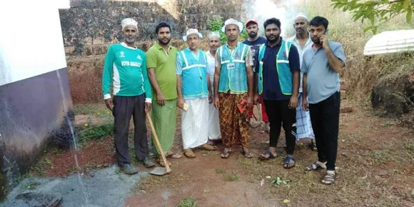 എസ് കെ എസ് എസ് എഫ് വിഖായ വളണ്ടിയർമാർ ആലൂർ സ്കൂൾ പരിസരം വൃത്തിയാക്കി