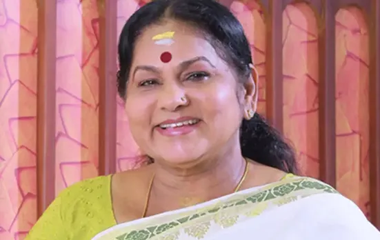 എങ്കക്കാട്ടെ സ്വവസതിയായ ‘ഓർമ’യിൽ നിന്നും താമസം മാറ്റി; കെപിഎസി ലളിത ഇനി സിദ്ധാർഥിനൊപ്പം എറണാകുളത്ത്; ഒന്നും ഓർക്കാൻ കഴിയാത്ത അവസ്ഥയില്‍ താരം