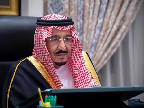 ജി സി സി ഉച്ചകോടി ഖത്തര്‍ അമീറിന് ക്ഷണപത്രം കൈമാറി, റിയാദ് ഉച്ചകോടി അല്‍ഉലയില്‍.