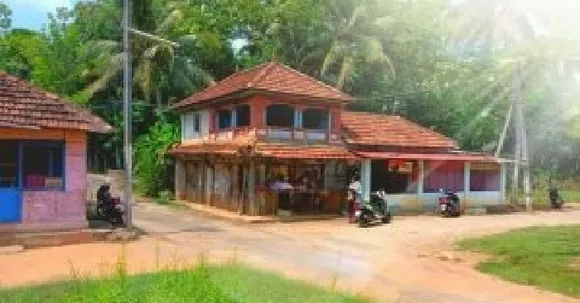 പോസ്റ്റ് ഓഫീസ്, റേഷൻ കട, ഫ്‌ളവർ മിൽ ഇതൊക്കെ ചേർന്ന വഴിയമ്പലം ജംക്ഷൻ; ആരെയും ആകർഷിക്കുന്ന ഈ ഗ്രാമീണ ഭംഗിയിൽ സിബിമലയിലും കൂട്ടരും ആകൃഷ്ടരായി ! ഈ കാരണങ്ങൾകൊണ്ടാണ് ബാലകൃഷ്ണപിള്ള 'മുത്താരംകുന്ന് പി.ഒ'യ്ക്ക് മേലിലയുടെ പേര്‌ നിർദ്ദേശിച്ചത്, അല്ലാതെ കറണ്ടും ഫോണുമില്ലാത്ത നാടെന്ന നിലയിലല്ല-ശ്രീകണ്ഠന്‍ നായര്‍ അറിയുവാന്‍ സുഹൃത്ത് പ്രകാശ് നായര്‍ മേലില എഴുതുന്നു