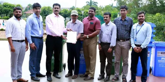 ഫെഡറൽ ബാങ്ക് പാലക്കാട് ശാഖയും ഡിടിപിസിയും സംയുക്തമായി മലമ്പുഴ ഉദ്യാനത്തിലേക്ക് ട്രാഷ് ബാരലുകൾ നൽകി