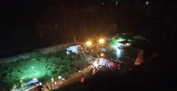 കരിപ്പൂര്‍ വിമാനപകടം: മരിച്ചവരുടെ എണ്ണം 14 ആയി; 123 പേര്‍ക്ക് പരിക്ക്; 15 പേരുടെ നില ഗുരുതരം; രാഷ്ട്രപതി അനുശോചിച്ചു