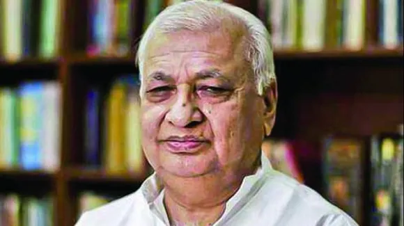 കുടുംബത്തിലെ തലവൻ അംഗങ്ങളോട് ഒരു കാര്യം ശരിയല്ലെന്ന് പറയുന്നതിൽ എന്താണ് തെറ്റ്? സര്‍ക്കാരിനെ ശത്രുസ്ഥാനത്തല്ല കാണുന്നത്‌; പൂഞ്ചി കമ്മിഷന്‍ റിപ്പോര്‍ട്ട് ശുപാര്‍ശയില്‍ നിലപാടെടുക്കാന്‍ സര്‍ക്കാരിന് സ്വാതന്ത്ര്യമുണ്ടെന്ന് ഗവര്‍ണര്‍