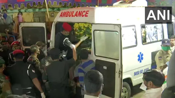 ഗാല്‍വാന്‍ വാലിയില്‍ വീരമൃത്യു വരിച്ച കേണല്‍ സന്തോഷ് ബാബുവിന്റെ മൃതദേഹം ജന്മനാട്ടിലെത്തിച്ചു