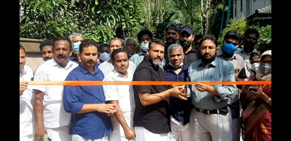 ഒതായി ഗവ:ഹൈസ്കൂളിന്റെ പ്രവേശന കവാടത്തിന്റെ ഉദ്ഘാടനം നടത്തി