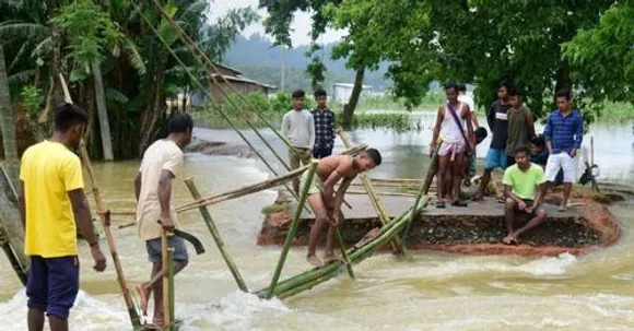 അസം പ്രളയക്കെടുതി; മരണം 121 ; മഴ കുറയുന്നുവെന്ന് കാലാവസ്ഥ നിരീക്ഷണ കേന്ദ്രം