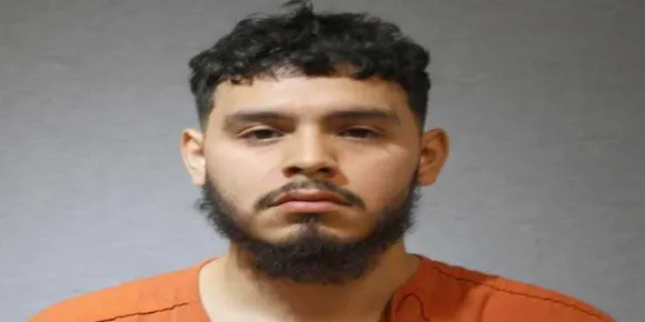 ടെക്സ്റ്റ് അയക്കുന്നതിനിടെ വാഹനാപകടം -രണ്ടു പേർ കൊല്ലപെട്ടകേസിൽ യുവാവ് അറസ്റ്റിൽ