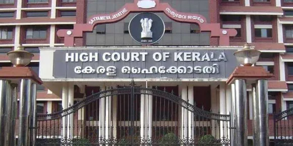 എ​സ്എ​ന്‍​ഡി​പി യോ​ഗം തെ​ര​ഞ്ഞെ​ടു​പ്പ്: ജ​സ്റ്റീ​സ് ശ​ശി​ധ​ര​ന്‍ ക​മ്മീ​ഷ​ന്‍ നി​യ​മ​നം സ്‌​റ്റേ ചെ​യ്ത് ഹൈ​ക്കോ​ട​തി