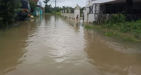 പാലക്കാട് നഗരസഭയോട് ചേർന്ന് കിടക്കുന്ന മണലി മരുതറോഡ് പഞ്ചായത്തിലെ ശിവജി നഗർ കോളനി വെള്ളക്കെട്ടിൽ
