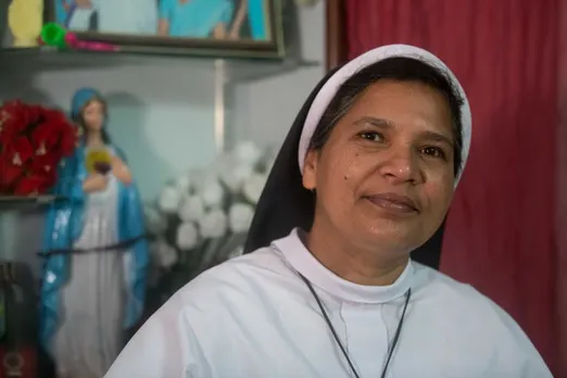 വത്തിക്കാനിലെ സഭാ കോടതിയും അപ്പീല്‍ തള്ളി; ലൂസി കളപ്പുര ഇനി മഠത്തിന് പുറത്ത് ! ലൂസി കളപ്പുര നല്‍കിയ അപ്പീല്‍ നിലനില്‍ക്കുന്നതല്ലെന്ന് സഭാ കോടതി. കാനോന്‍ നിയമവും സഭാ ചട്ടങ്ങളും ലംഘിച്ചതിനാല്‍ ലൂസിയുടെ വാദങ്ങള്‍ വത്തിക്കാനും അംഗീകരിച്ചില്ല; ലൂസി കളപ്പുര ഇനി മഠത്തില്‍ നിന്നും മാറേണ്ടി വരും ! വര്‍ഷങ്ങള്‍ നീണ്ട നിയമയുദ്ധത്തിനൊടുവില്‍ എഫ്‌സിസി സന്യാസ സമൂഹത്തിന്റെ പോരാട്ടം വിജയം  !