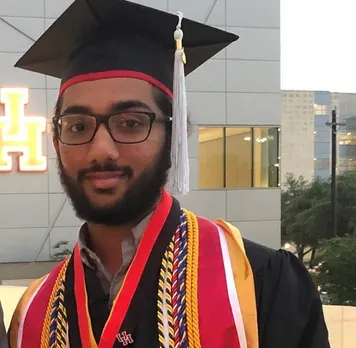 ജിറോഷ് ജേക്കബ് യൂണിവേഴ്സിറ്റി ഓഫ് ഹ്യൂസ്റ്റണിലെ ഏറ്റവും പ്രായം കുറഞ്ഞ ഗ്രാജുവേറ്റ്