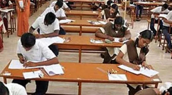 എസ്.എസ്.എൽ.സി, പ്ലസ്ടു പരീക്ഷകൾ മാര്‍ച്ച് 17 മുതല്‍ 30 വരെ; വിജ്ഞാപനം പുറപ്പെടുവിച്ചു