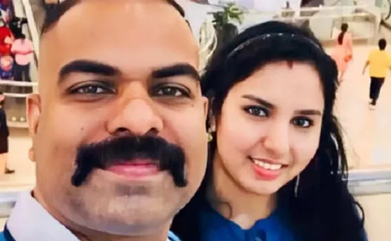 പണി തീരാറായ വീട് മരണത്തിന് തൊട്ടുമുമ്പ് അവസാനമായി വീഡിയോ കോളില്‍ കണ്ടു !  ഗൃഹപ്രവേശനത്തിന് മുന്നോടിയായുള്ള അവസാനഘട്ട നിര്‍മാണ പ്രവര്‍ത്തനങ്ങള്‍ മാത്രം ബാക്കി നില്‍ക്കെ ദാരുണാന്ത്യം; നോവായി ദുബായില്‍ മരിച്ച മലയാളി ദമ്പതികള്‍