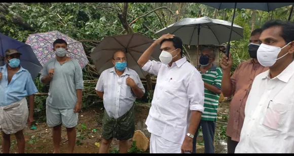 കനത്ത മഴയിലും കാറ്റിലും വീടുകൾ നശിക്കുകയും കൃഷി നാശം സംഭവിക്കുകയും ചെയ്തവർക്ക് അടിയന്തര ധനസഹായം അനുവദിക്കണം - ജോസ് കെ മാണി