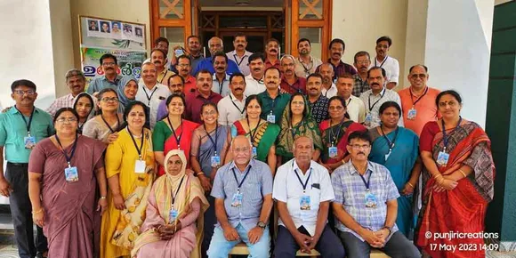 1982-84 കലാലയ വസന്തകാലം; കല്ലടി എംഇഎസ് കോളേജ് പ്രി ഡിഗ്രി കോമേഴ്സ് ബാച്ചിലെ പൂർവ്വ വിദ്യാർത്ഥികളുടെ സ്നേഹ സംഗമം 'ഉണർവ് 2023' ശ്രദ്ധേയമായി