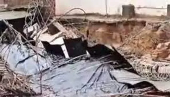 കനത്ത മഴ ; പഞ്ച്മഹലിൽ കുടിലിന് മുകളിൽ മതിൽ ഇടിഞ്ഞു വീണു നാല് കുട്ടികൾ മരിച്ചു