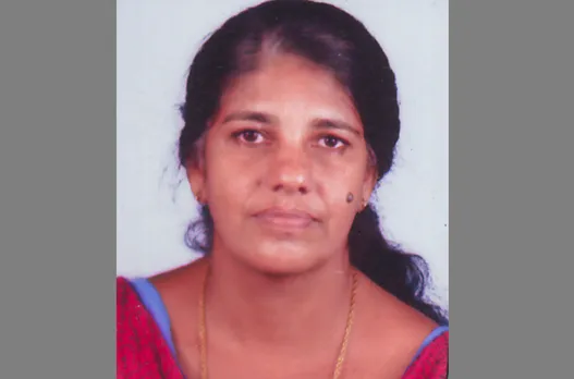 ചോറ്റാനിക്കര നെടുമ്പുറത്ത്‌ കുടിലില്‍ മിനി സജി (50) നിര്യാതയായി