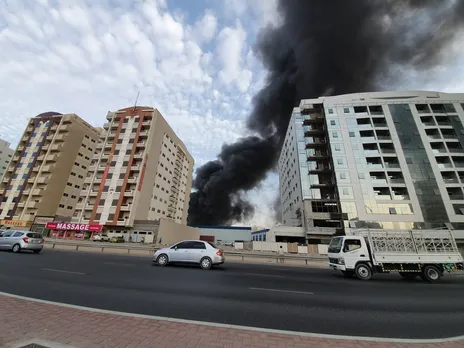 ദുബൈ നഗരത്തില്‍ വന്‍ തീപിടിത്തം ; മൂന്ന് വെയര്‍ഹൗസുകള്‍ കത്തിനശിച്ചു